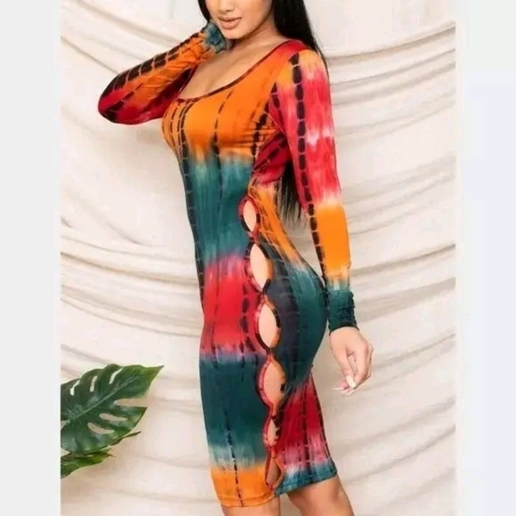 Tie Dye Printed Slim Fit Bodycon Scoop Neck Dress - Picture 5 of 10